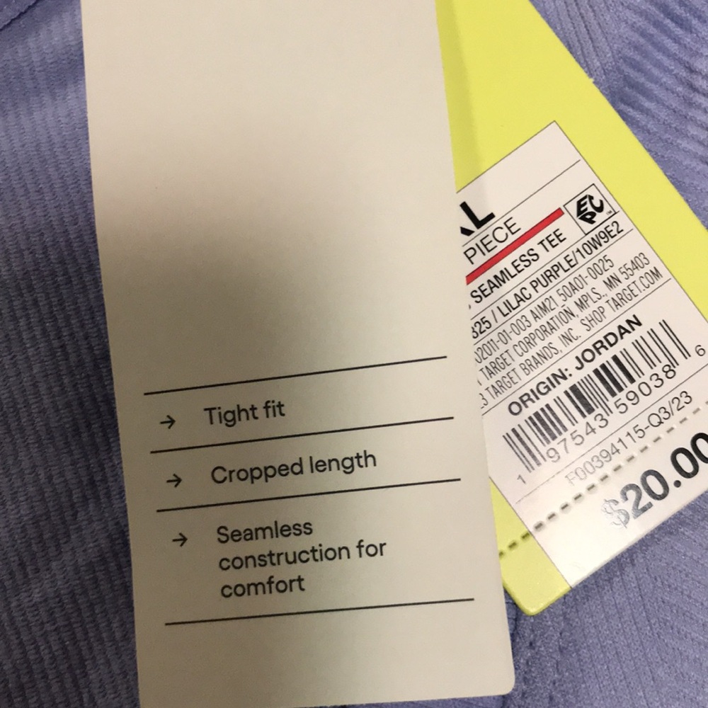 All In Motion Woman’s Rib Seamless Cropped Lavender Baby Active Tee | NWT - Picture 3 of 3